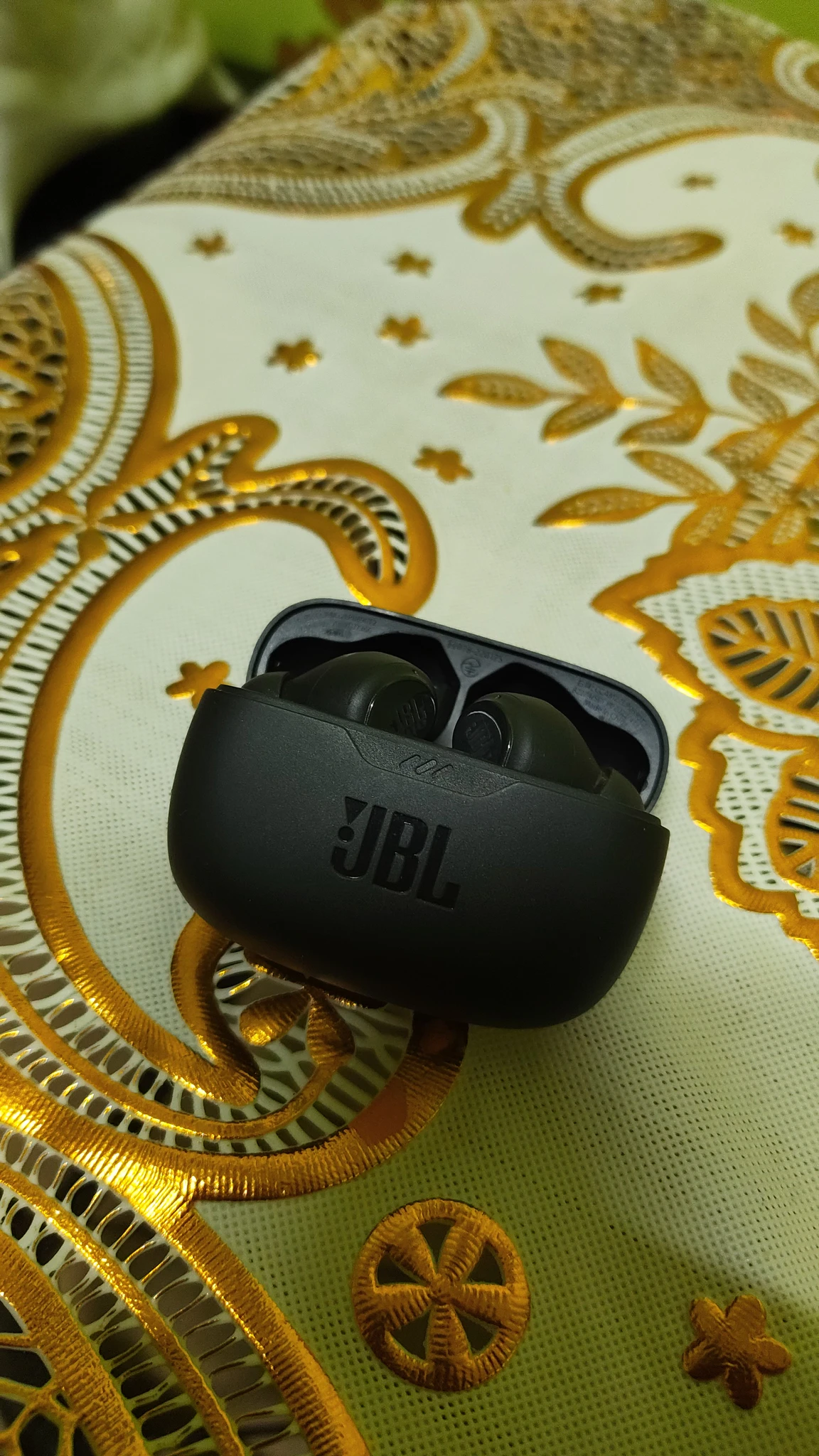 JBL Vibe Beam True Wireless Earbuds – Black