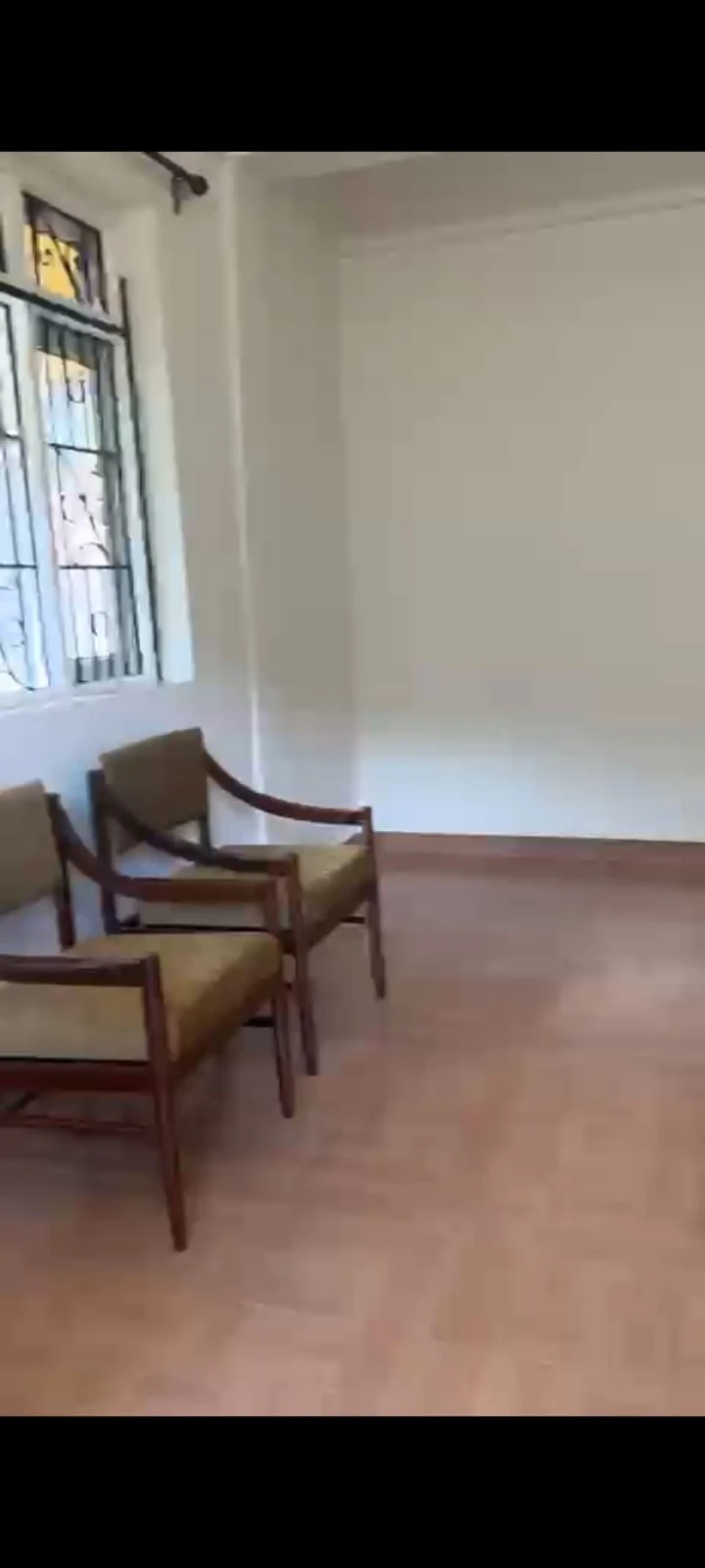 Newly renovated 2 BHK flat on Ground Floor in Navelim, around 200 metres from Rosary College of Commerce snd Arts, centrally located.